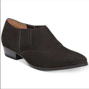 Naturalizer Blythe black bootie
